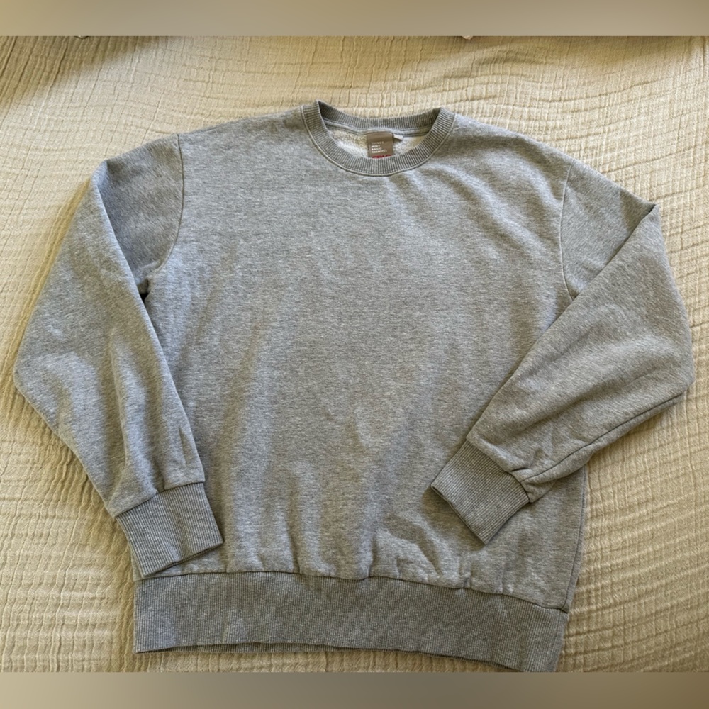 Crewneck sweatshirt